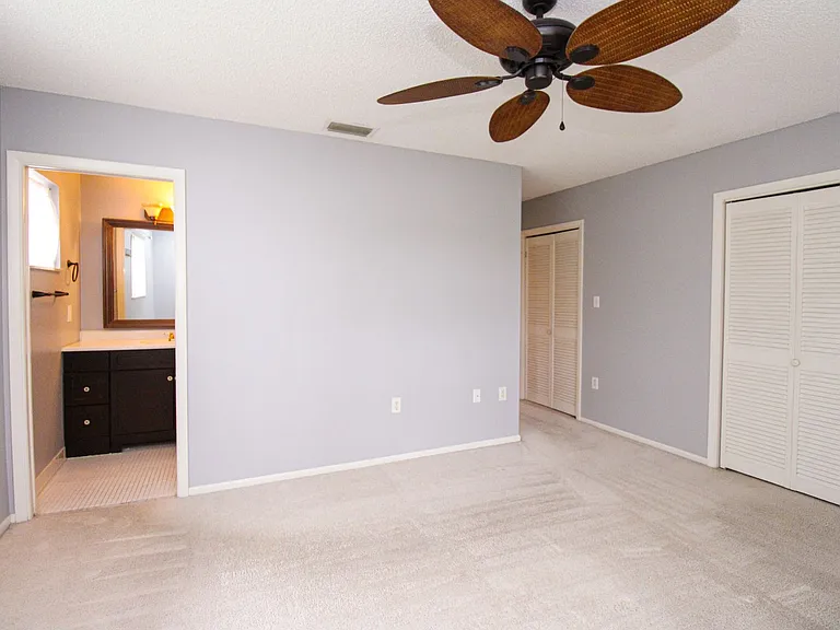 729 Palm View Dr #D4 — Photo 8