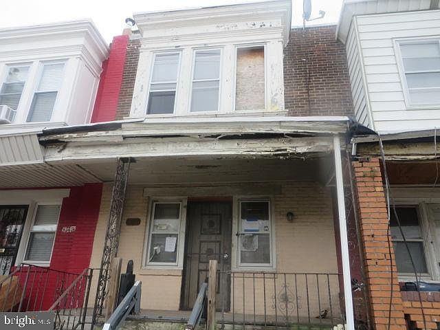 1st image of 5344 Grays Ave