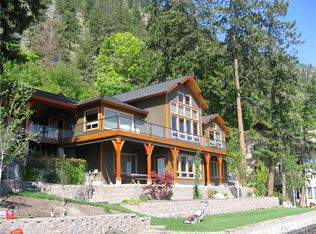 10920 S Lakeshore Rd, Chelan, WA 98816