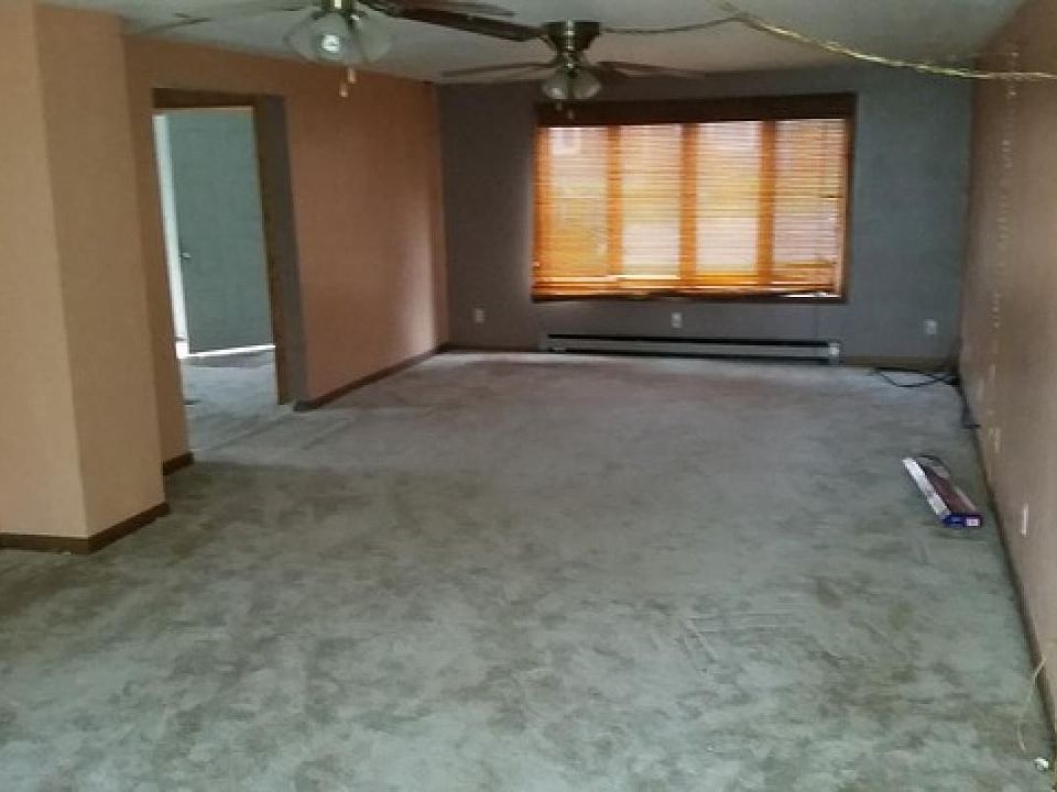 2nd image of 411 W Lincoln St