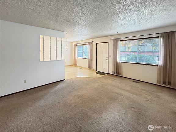 3rd image of 11112 SE 10th Street