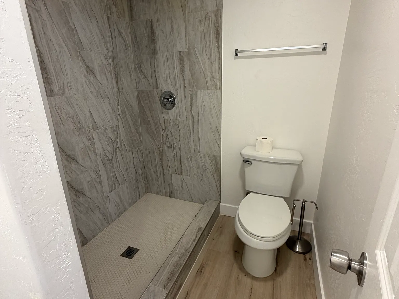 1 bed, 450 sqft, $925 — Photo 4