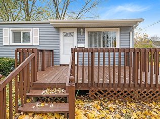 1032 Redleaf Ln, Ypsilanti, MI