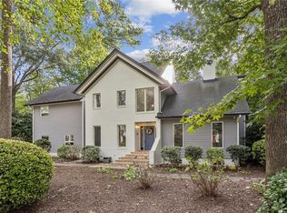 812 Coverdale Ln, Virginia Beach, VA 23452