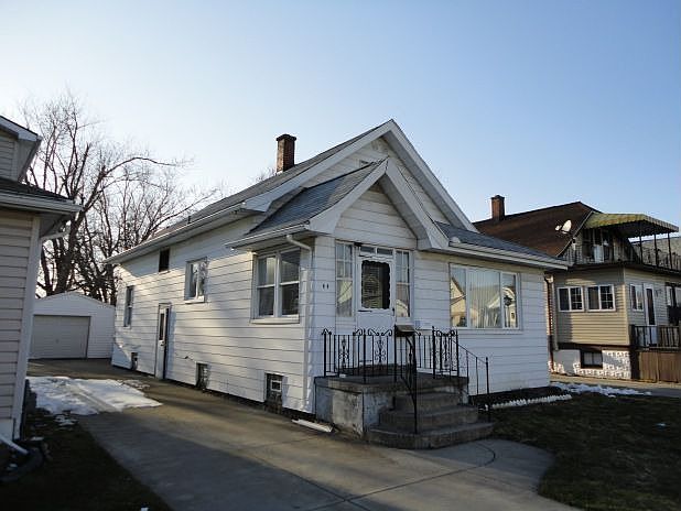 1st image of 44 Kelsey Dr