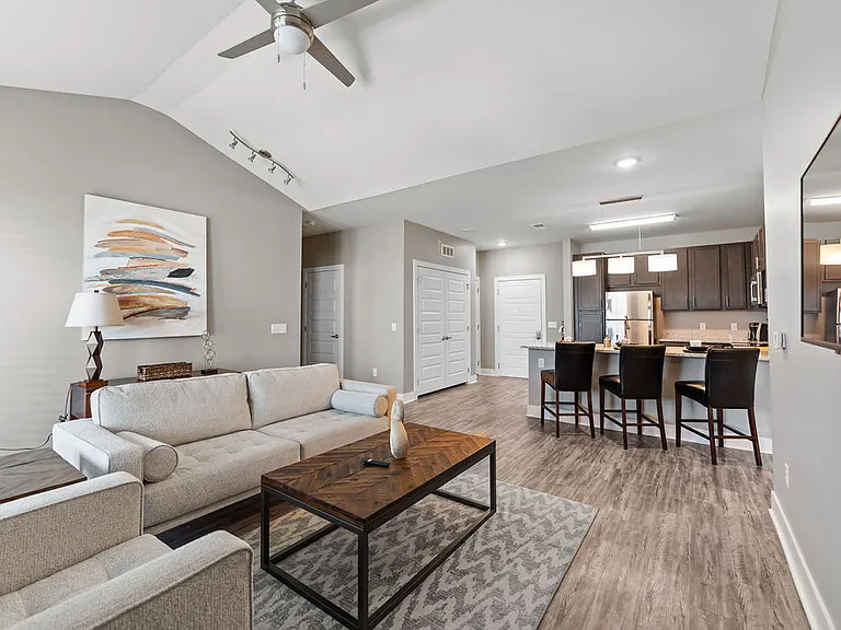 Bonavia Luxury Apartments — Photo 21