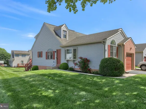 2097 Acorn Dr, Lebanon, PA 17042