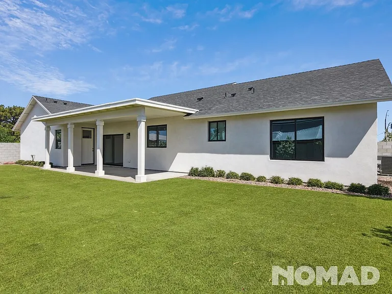 14341 E Williams Field Rd — Photo 3