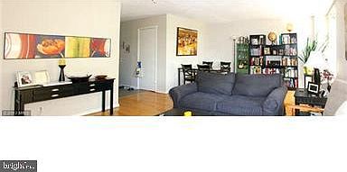 2nd image of 1800 R St NW APT 604