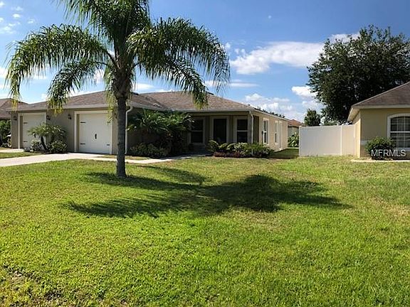 2nd image of 514 Albatross Dr #B