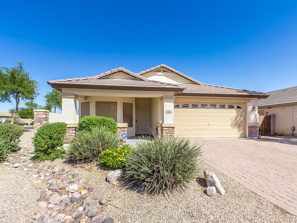 1st image of 1354 E Prickly Pear Dr