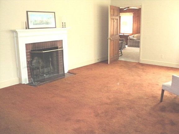 4th image of 103 E Cottingham St