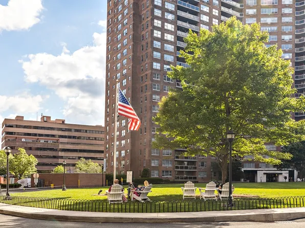 104-40 Queens Boulevard image 6 of 21