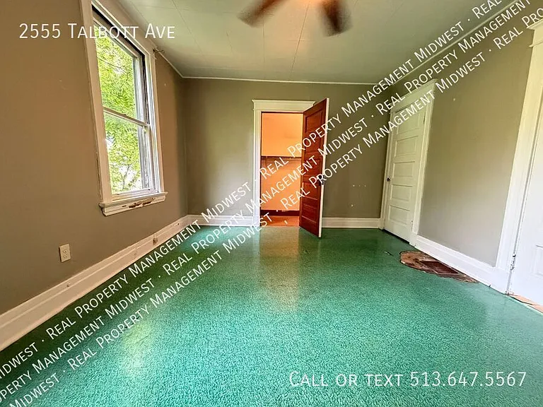 2555 Talbott Ave — Photo 14