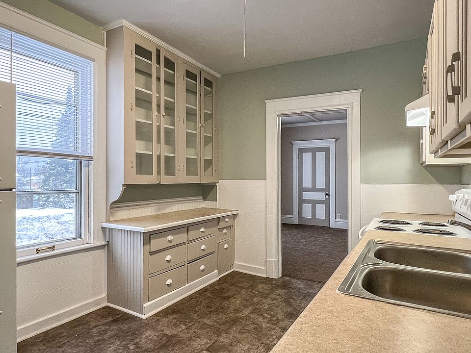 1st image of 1111 N 4th St #1