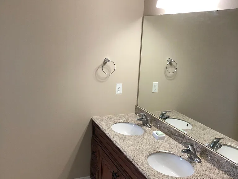 Owner's Bedroom Full Restroom