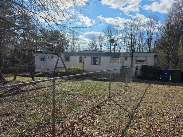 3968 Southdale Ave, Winston Salem, NC 27107