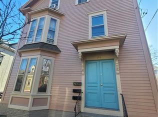 126 Willow St, Providence, RI 02909