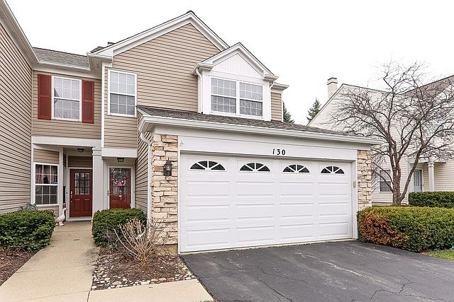 1st image of 130 Oakton Dr