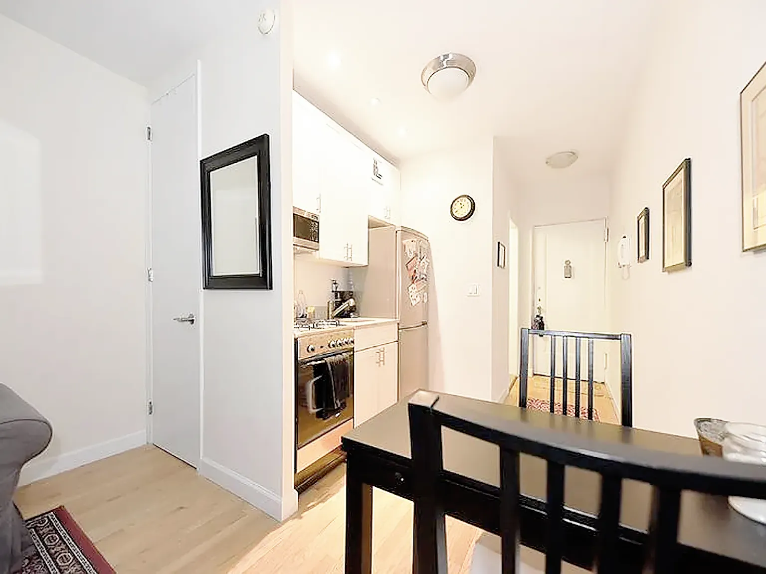 312 West 23rd Street — Photo 2