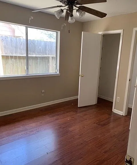 16719 Sky Blue Ln — Photo 11