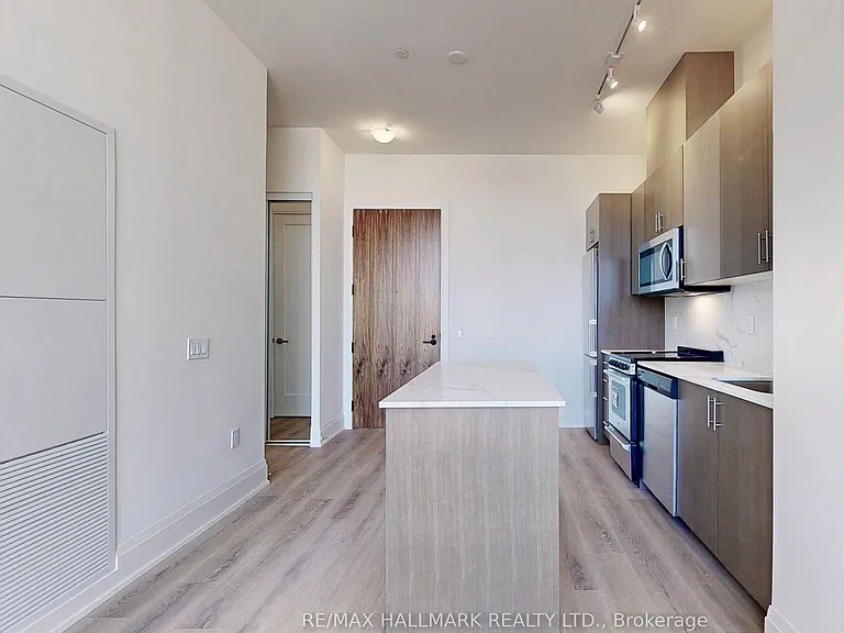 509 Dundas St W #806 — Photo 14