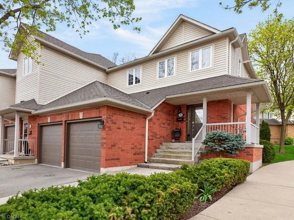 100 Beddoe Dr #101, Hamilton, ON L8P 4Z2