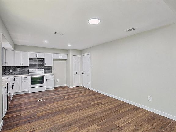 5th image of 1302 Palm St #1302