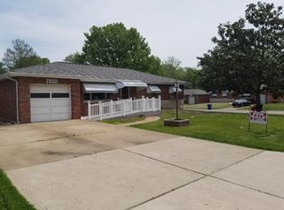 4101 Fabian Dr, Saint Louis, MO 63125