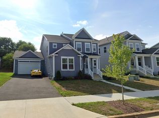 25 Butler St, Charles Town, WV 25414