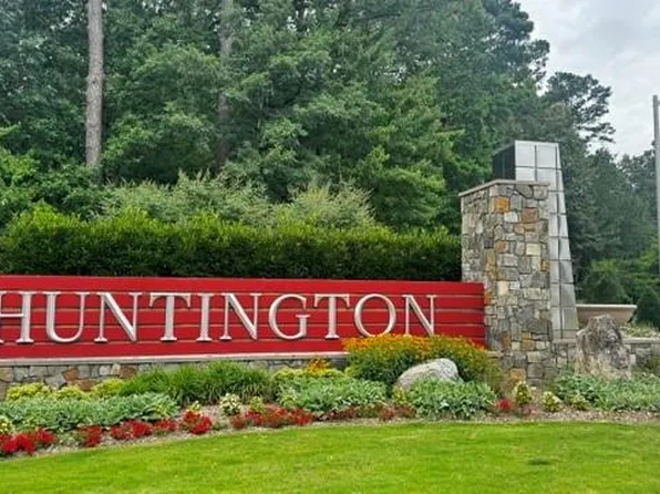1429 Waltham Ln, Newport News, VA 23608