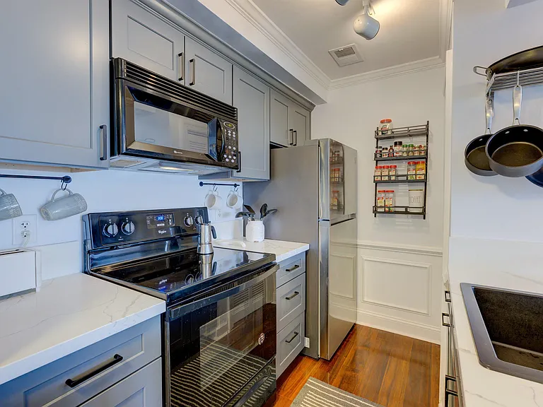 900 Taylor St #401 — Photo 10