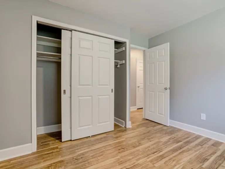 Cimarron Square Apartments — Photo 13