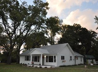 1414 Rucker Rd, Junction City, KS 66441