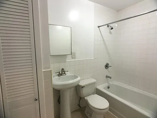 Rented by Safeguard Realty Management | media 47