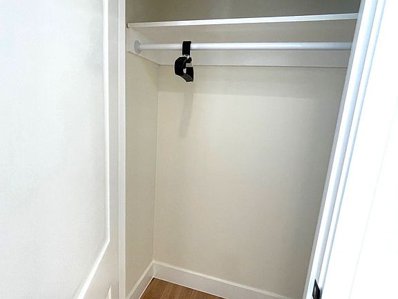4th image of 4029 Powelton Ave #3R-M