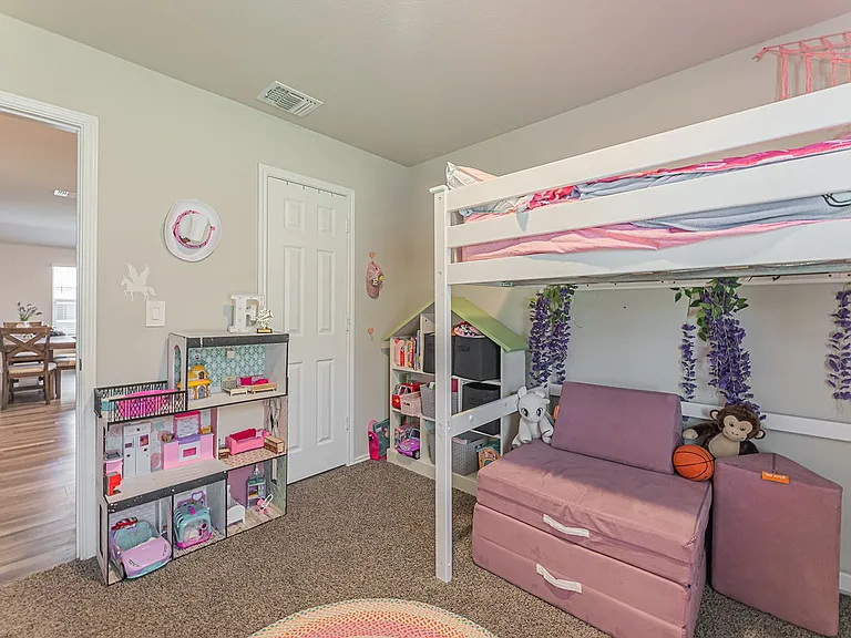 2306 Aylesbury Dr — Photo 16