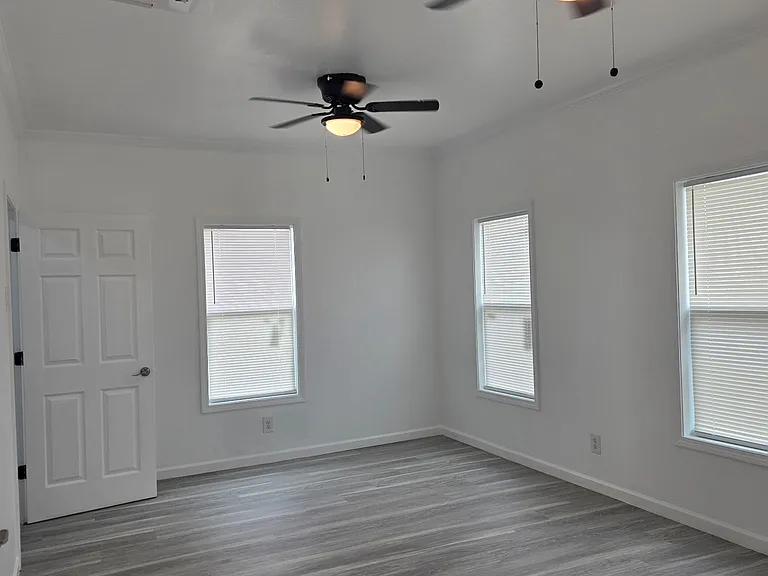 1844 Line Ave #2 — Photo 4