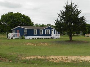 212 Lowrey Cir, Springtown, TX 76082