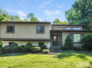 1206 Old Albany Post Rd, Garrison, NY 10524