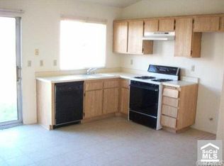 738 Clearwater Dr, Perris, CA 92571