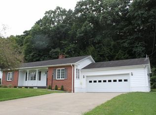 326 Gurney Rd, Franklin, PA 16323
