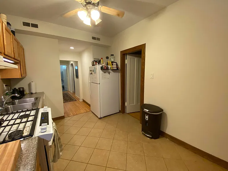 852 W Diversey Pkwy #2F — Photo 19