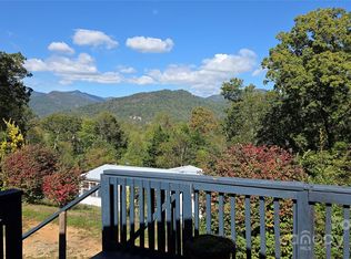 14 Vultures Nest, Swannanoa, NC 28778
