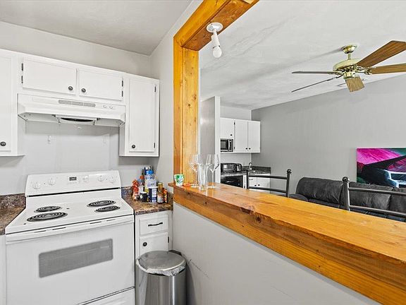 5th image of 1448 Bradley Dr