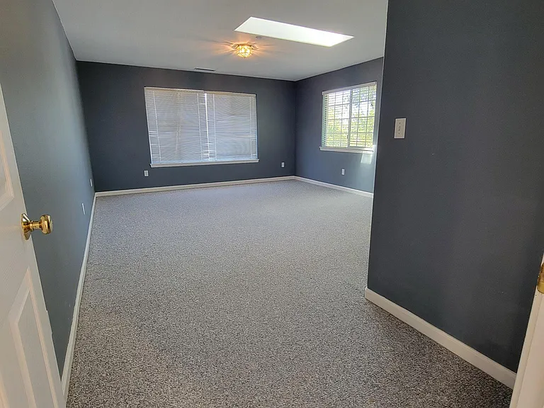 928 Yuba Dr — Photo 9