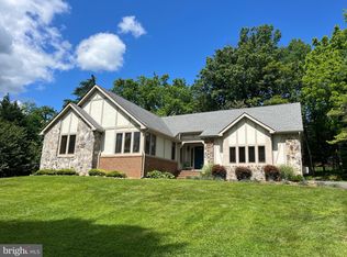 457 Castanea Dr, Martinsburg, WV 25403