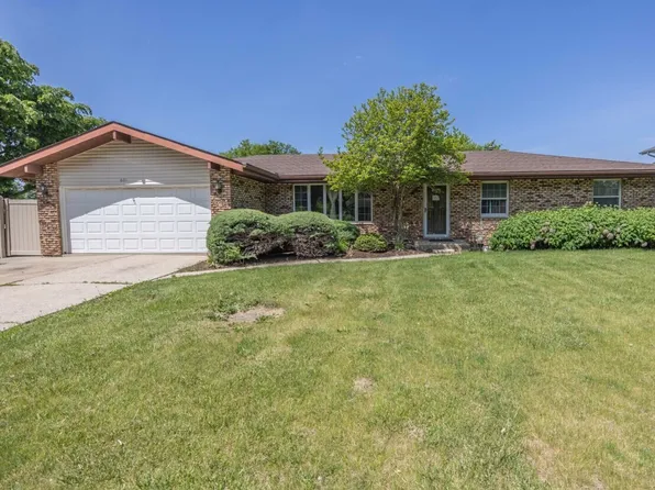 601 Fairlane Dr, Joliet, IL 60435