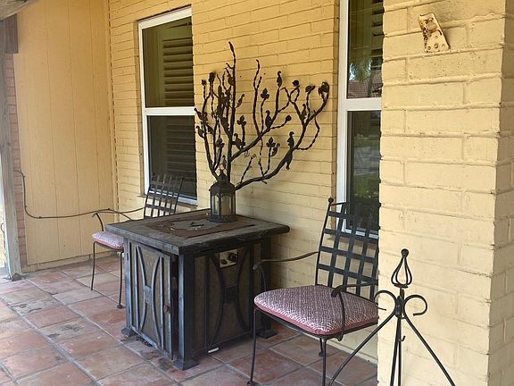 4th image of 5404 Guava Dr