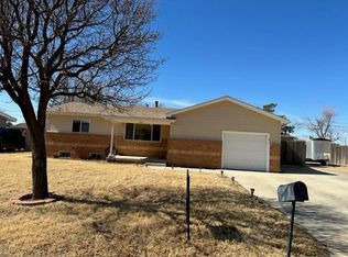 1304 Fairview Ave, Liberal, KS 67901